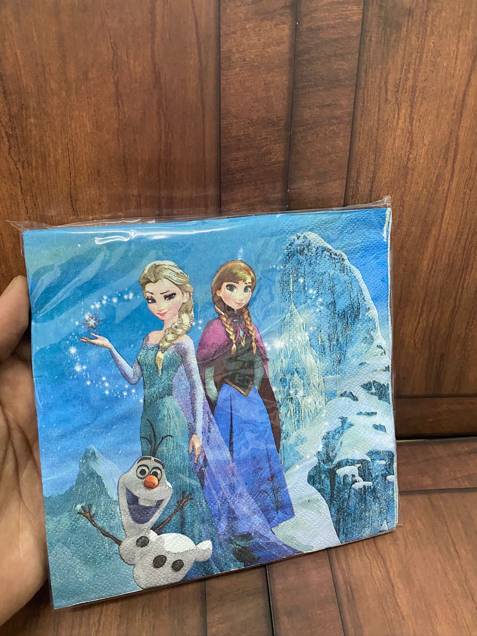 محارم فروزن يحتوي ع 20 قطعة