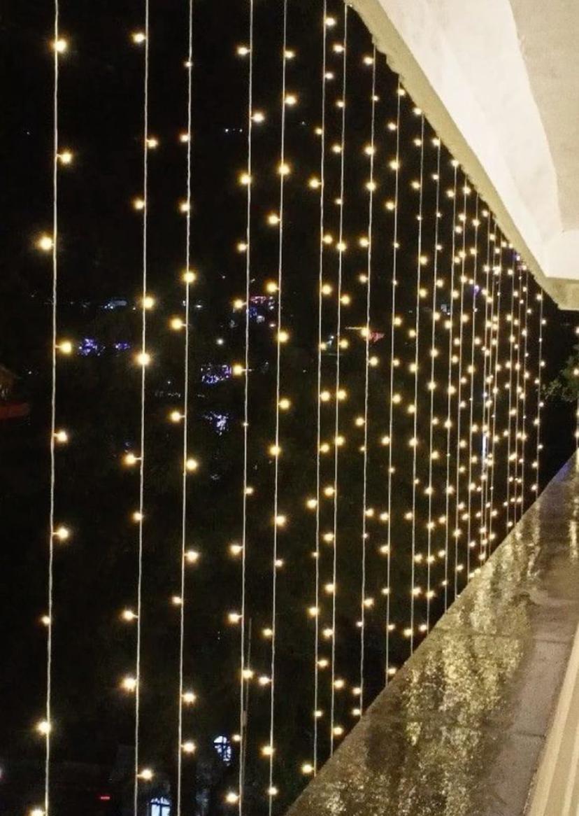 شلال 3 متر باطوال مختلفة لون ذهبي