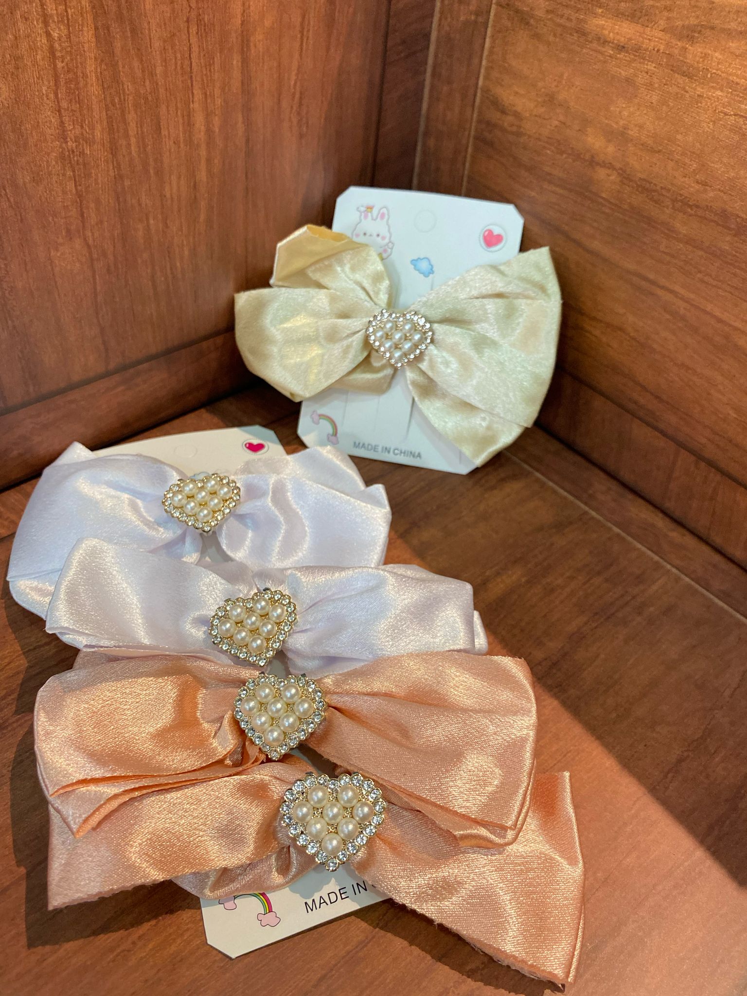 ربطات شعر للبنات