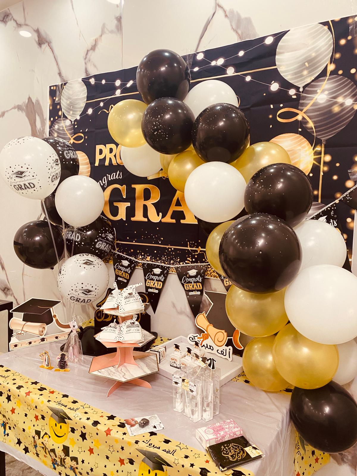 شرشف طاولة للتخرج
