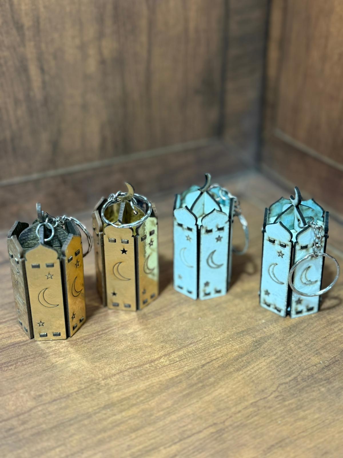 مداليات خشبية فوانيس