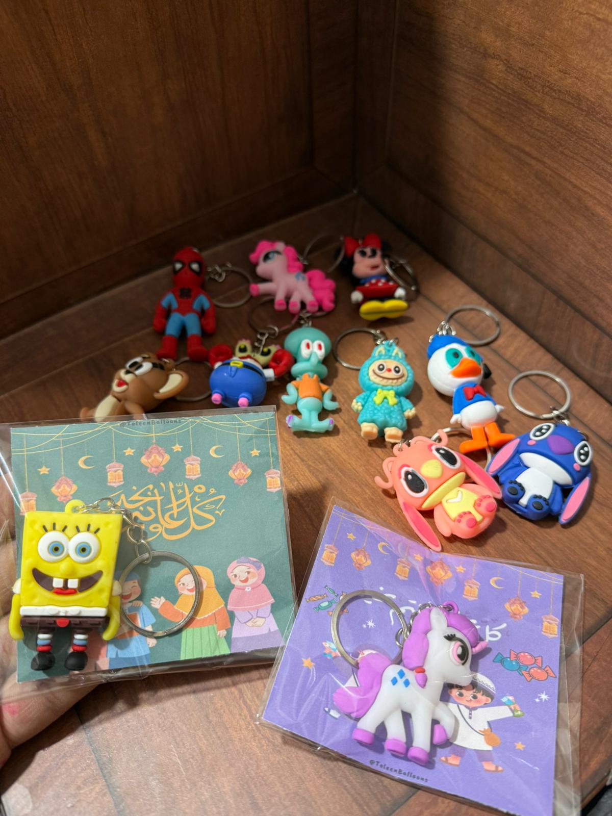 مداليات دزني ولادي وبناتي حجم أكبر مغلفات مع بطاقة لعيد الفطر