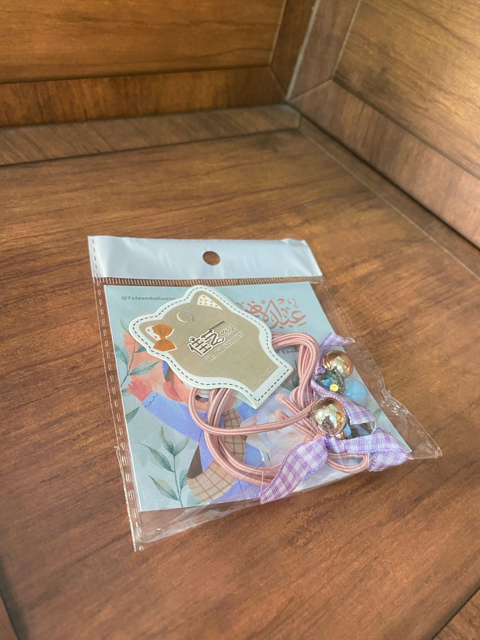 ربطات شعر مع تغليف للعيد