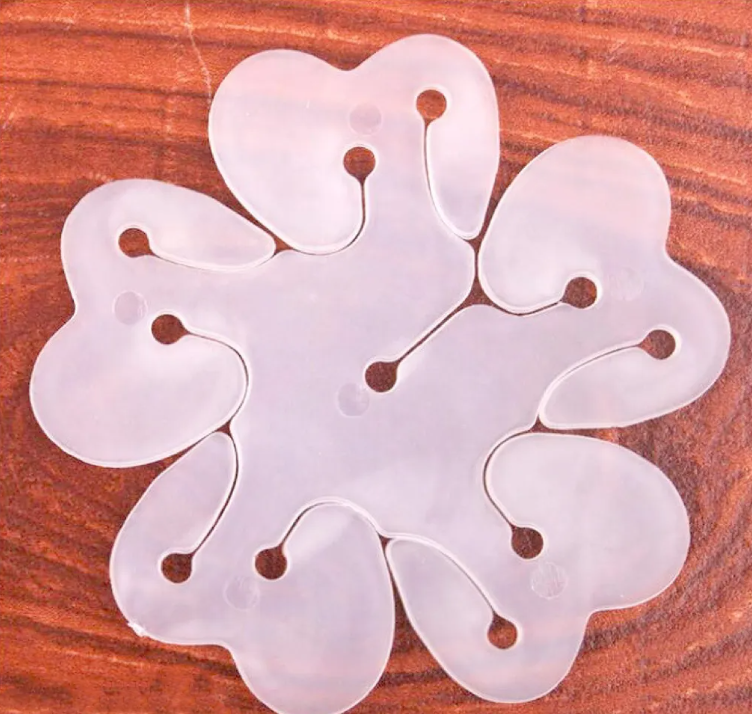 قصاصات شكل الوردة للبالونات