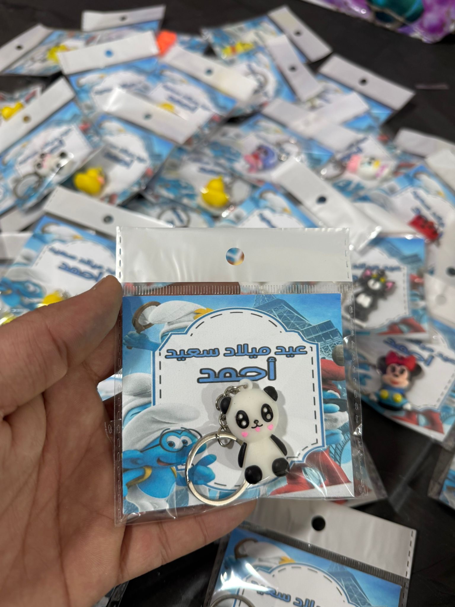 مداليات للاطفال مغلفات وجاهزات التصميم حسب طلبكم