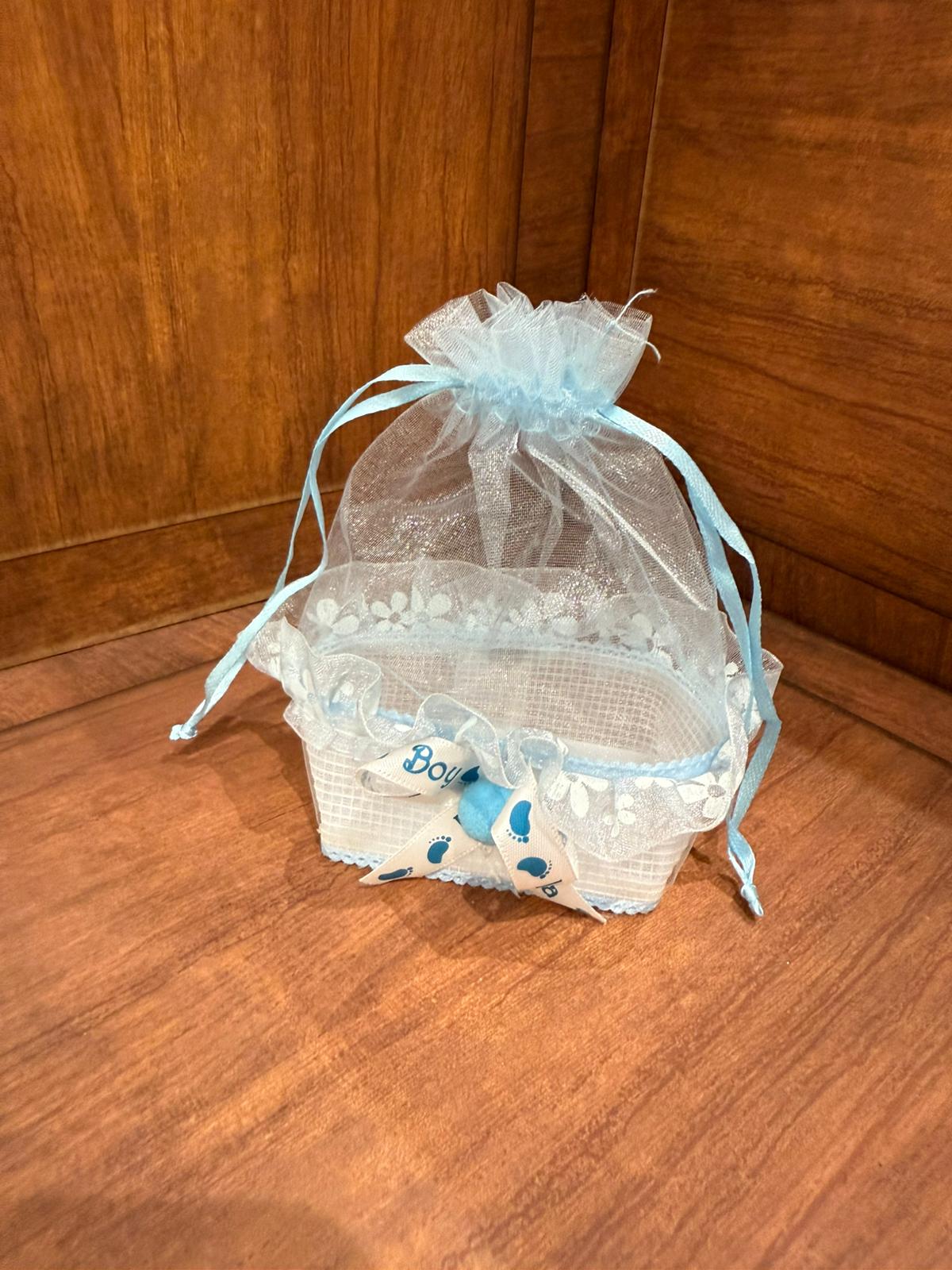 توزيعات بلاستك لبيبي ولد