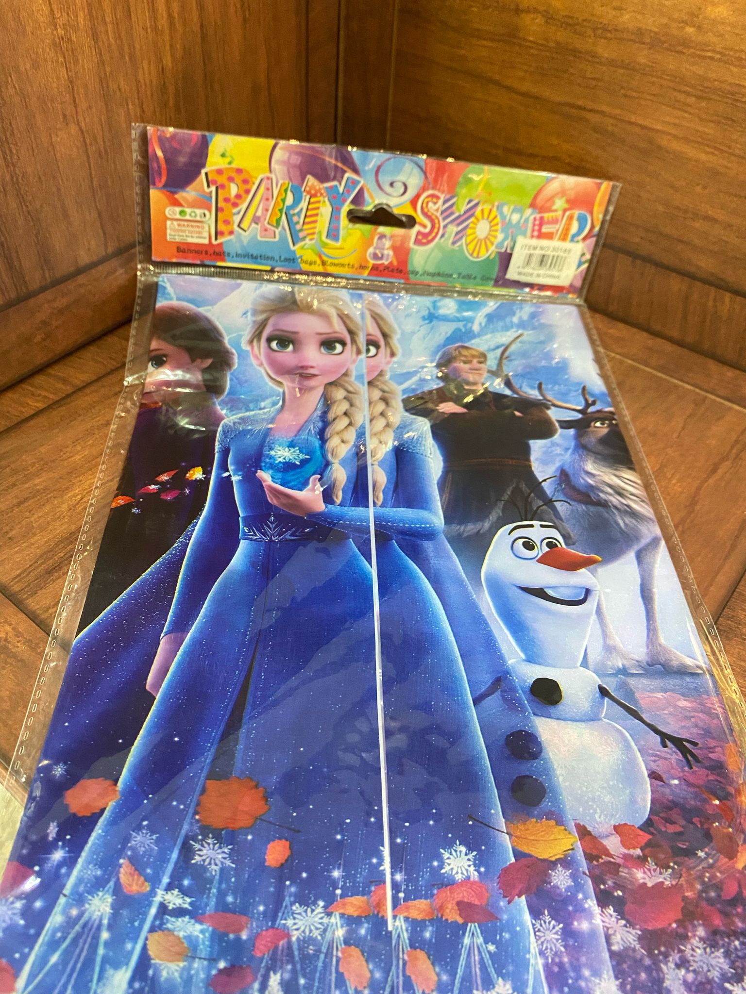 شرشف طاولة فروزن