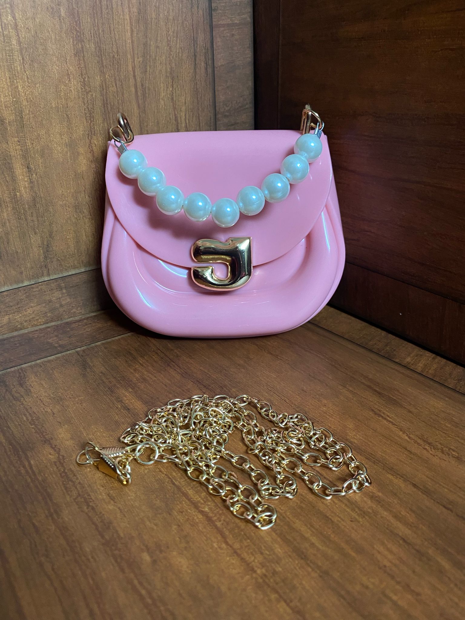 شنطة بناتي