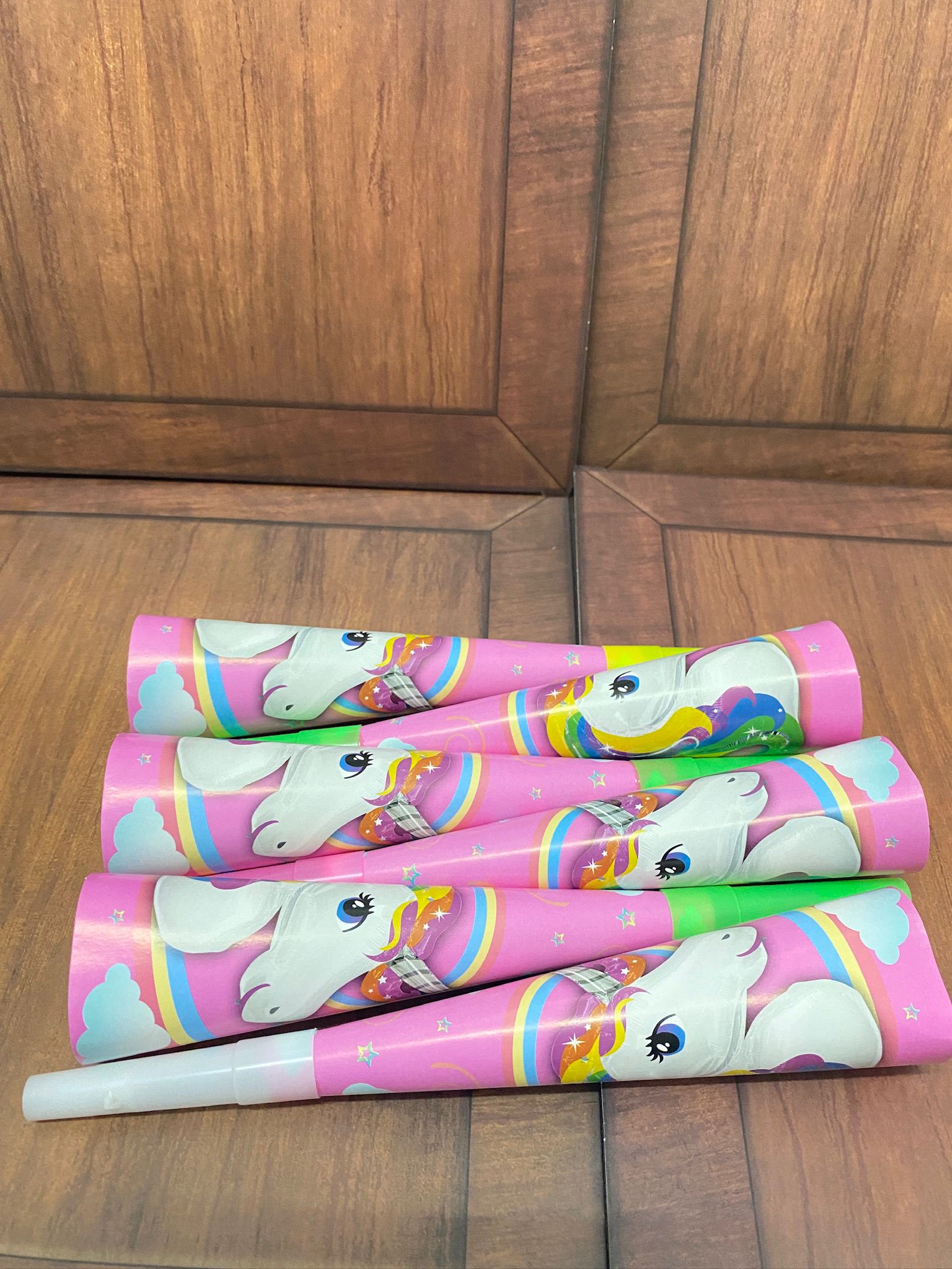 زوامير يونكورن البكيت يحتوي على 6 زوامير