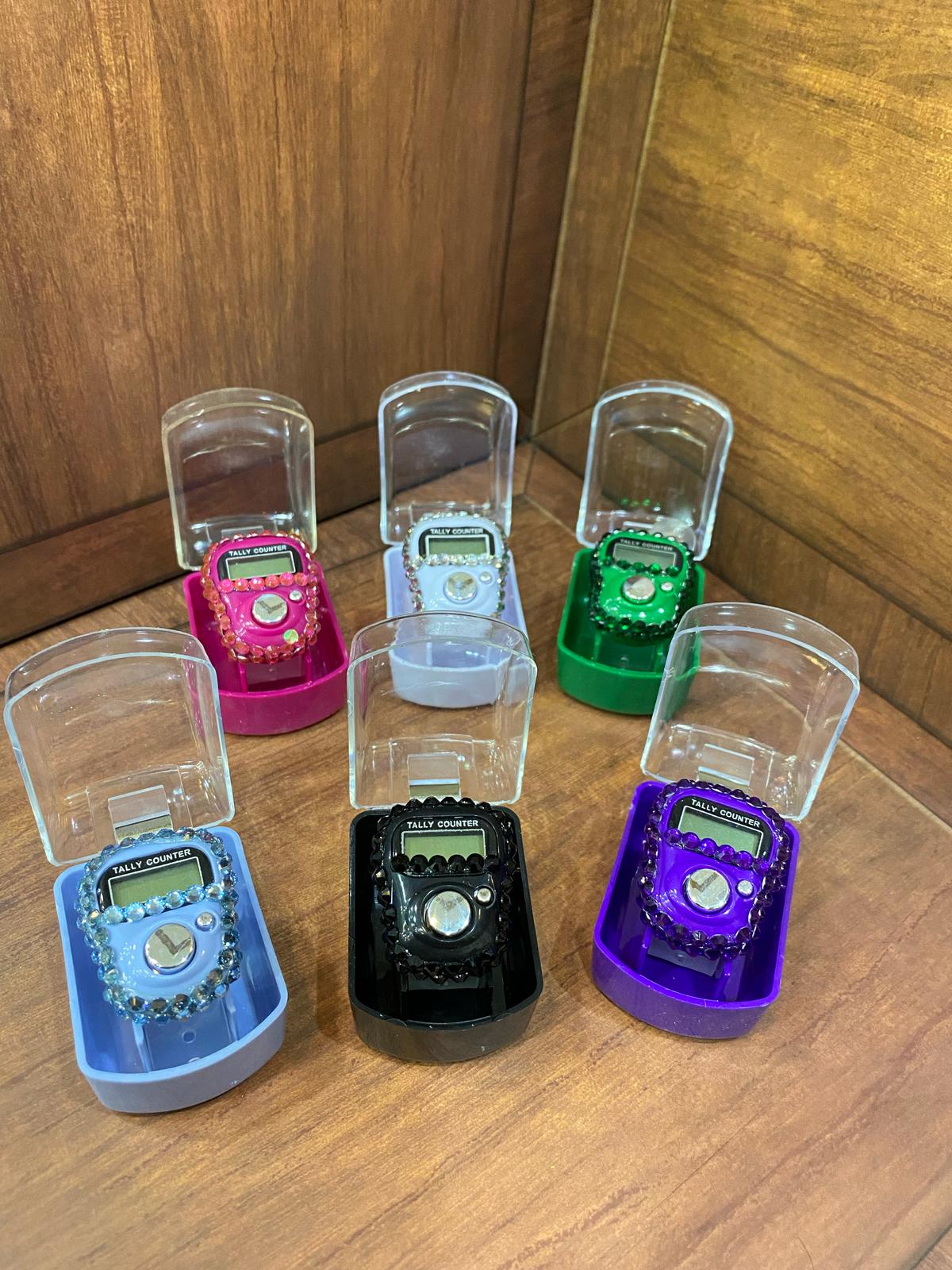 مسابح الكترونية مزينة