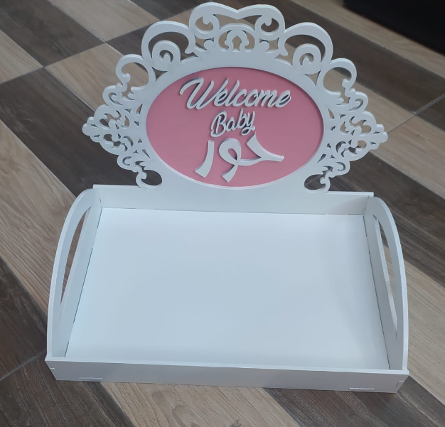 صواني خشب لون زهري حسب الطلب