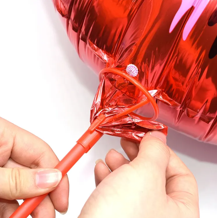 عصا ملونات للبالون لاطفال